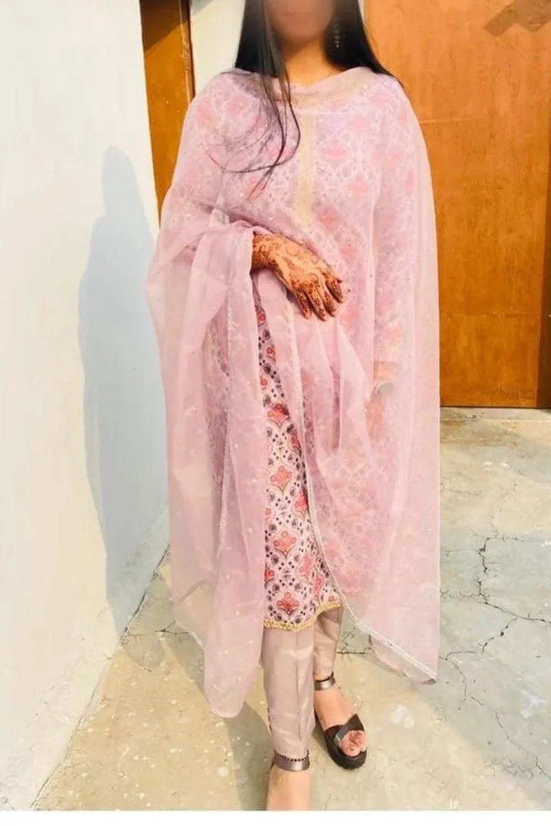 Sakshi Uniyal Escort Dehradun